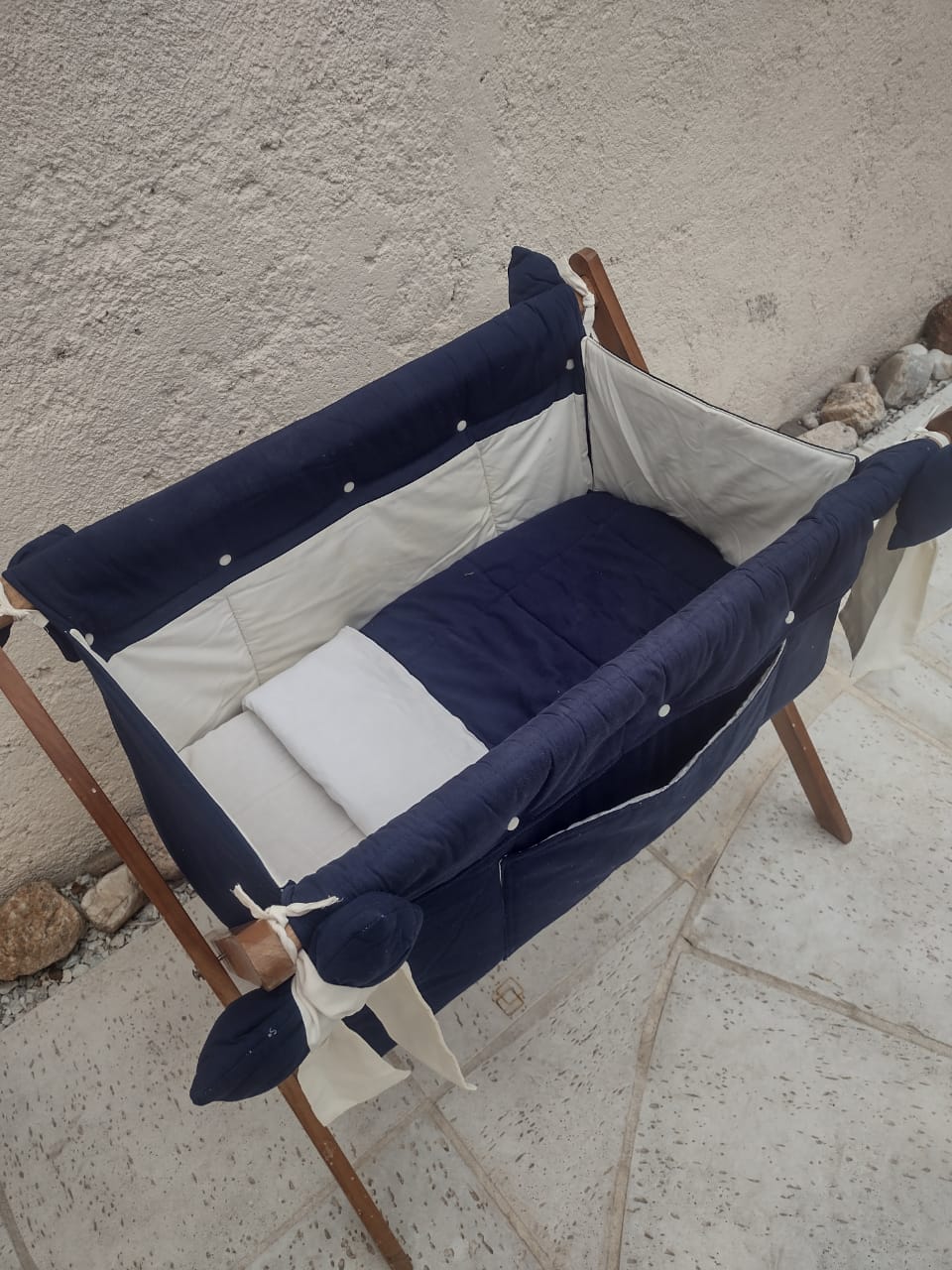 Catre rustico color azul marino